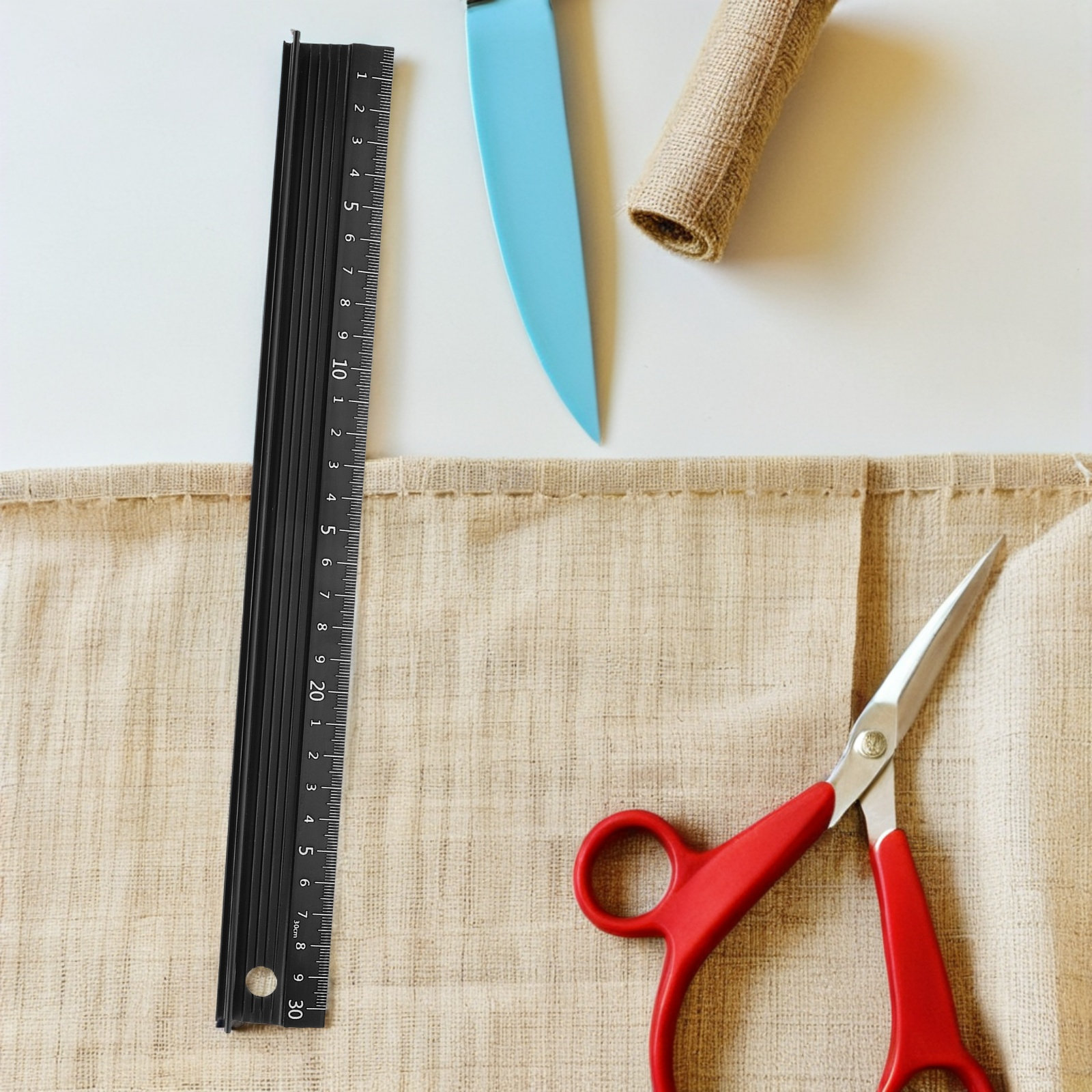 Leatherworking Guide - 頑丈なL字型金属定規、明確な目盛り、正確な角度、縫製、キルティング、仕立て、革細工、パッチワーク、縫い目ガイドに最適