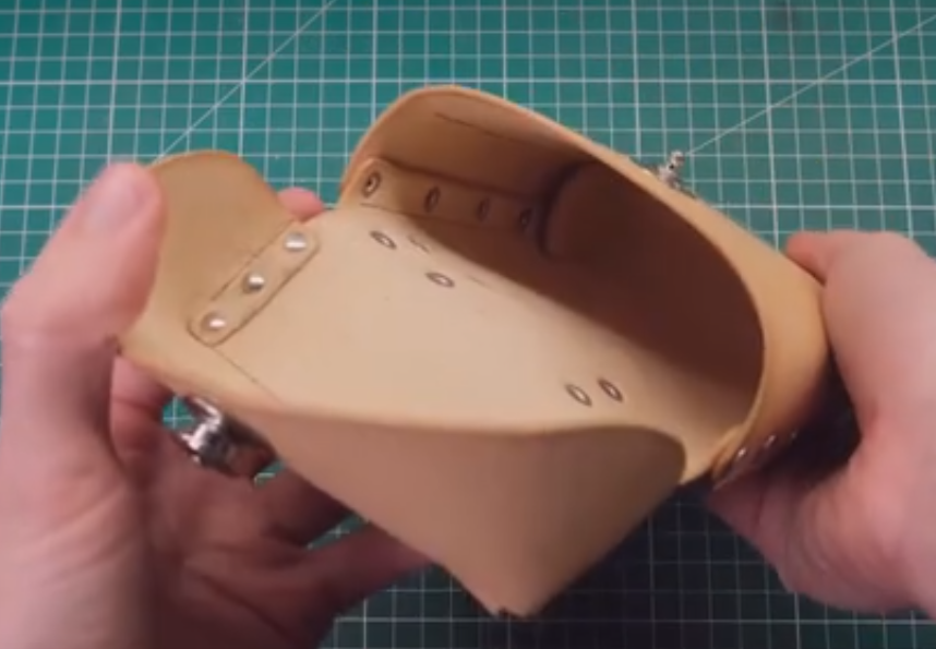 日本の鋼の刃の木製モバイルポケット,革の財布,パンチ,ハンド - Leathercraft Japan のレビューと価格