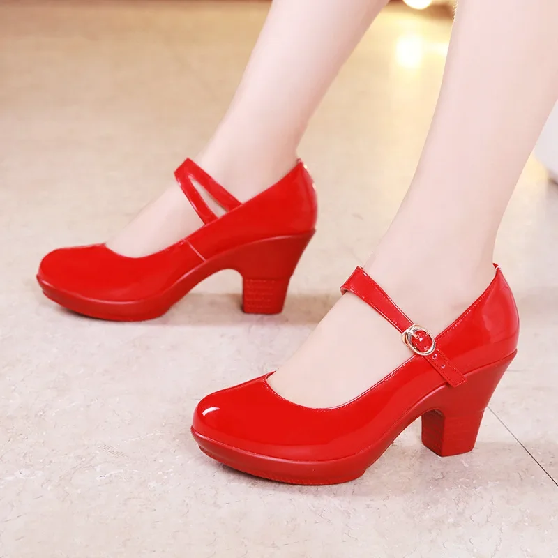 小さめサイズ32-43 ミディアムブロックヒール メリージェ - Leather Work Women Shoes のレビューと価格