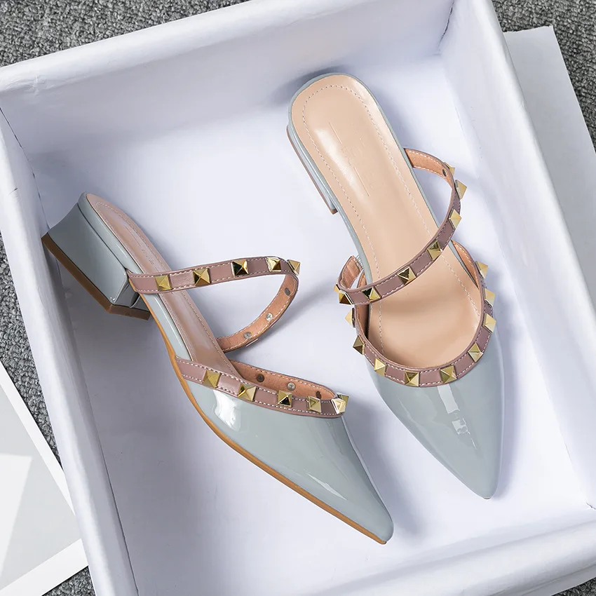 2026 夏とんがりハーフスリッパ女性怠惰なミュラーシューズ - Leatherwork Rivets のレビューと価格